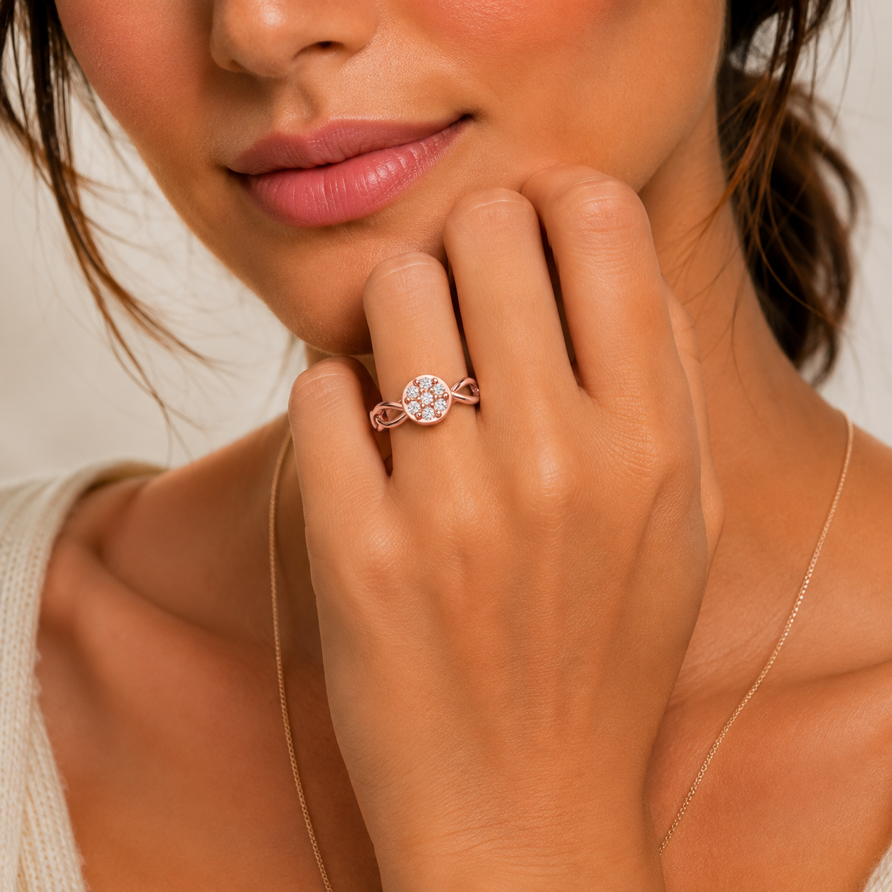 Round Diamond Floral Cluster Infinity Ring